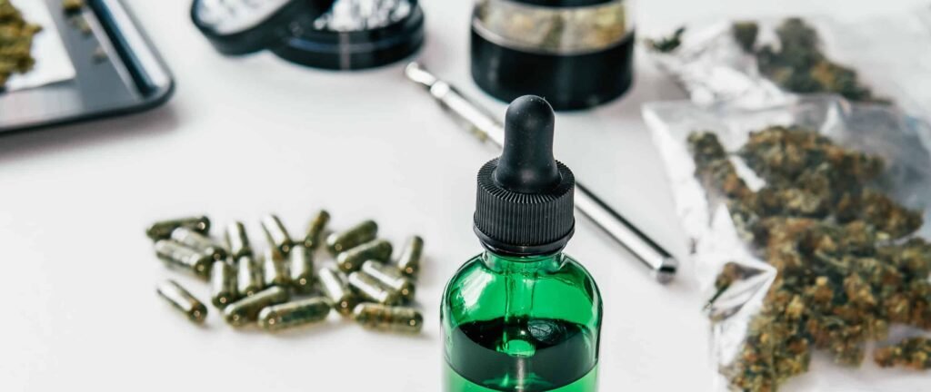 Cannabis,Extract,,Oil,Thc,Cbd,Oncology,Treatment.,The,Concept,Of